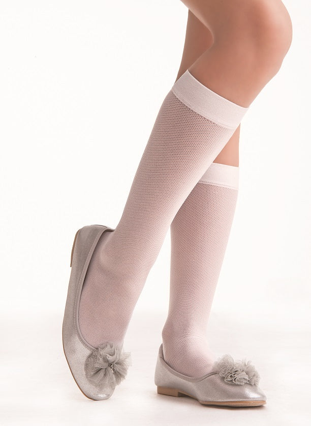 AIDA Girls' 20 denier mesh knee highs (5-10 years), white or natural